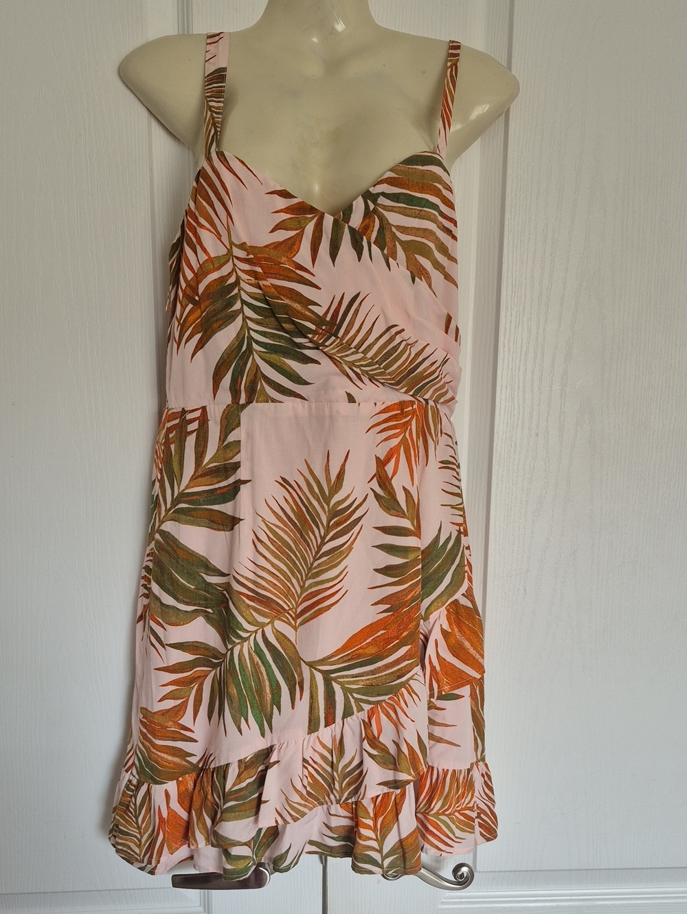 Forever 21 Pink Tropical Leaf Mini Dress